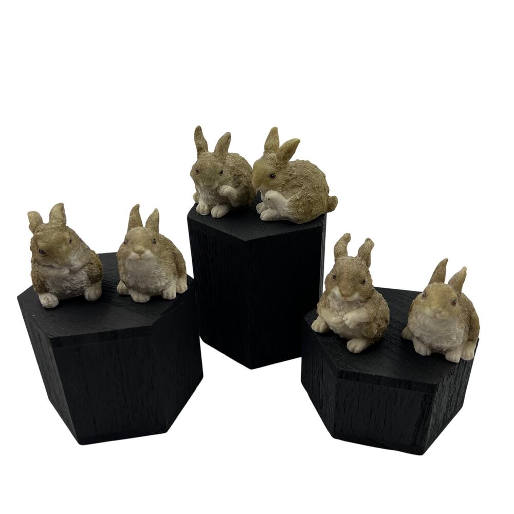 Vintage Lot 7 Pieces Miniature Bunny Rabbit Figurines Resin‎ Easter Spring